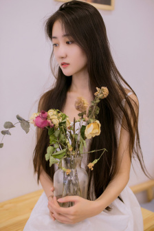 杨钫涵